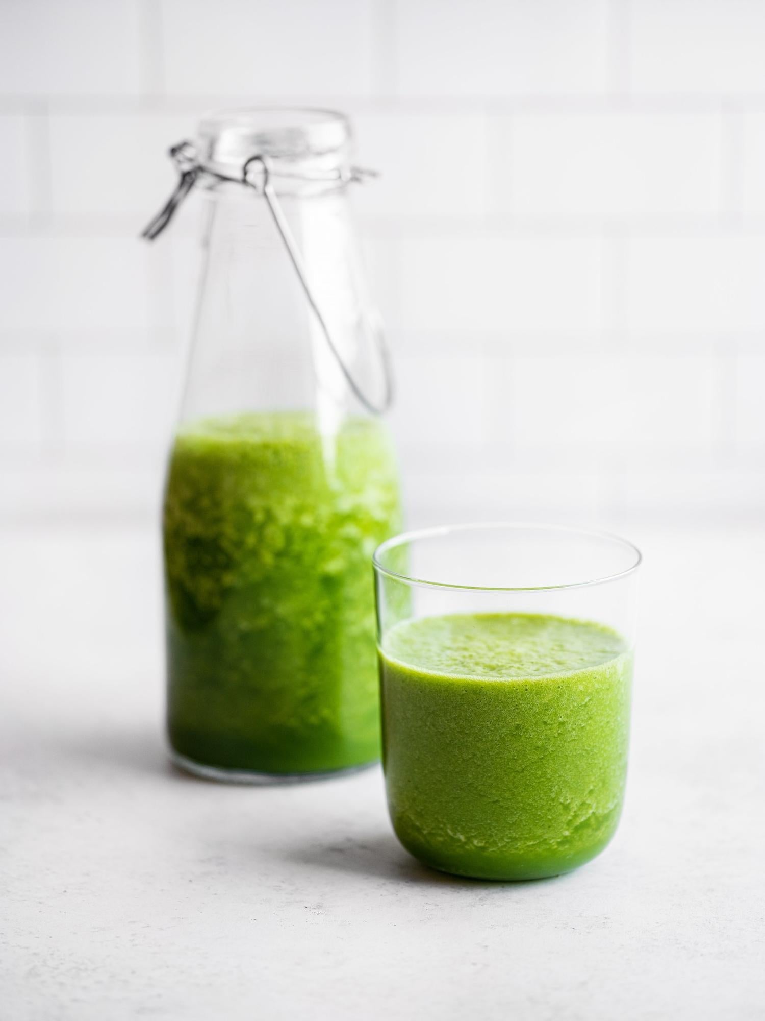 Ananasovošpenátové smoothie