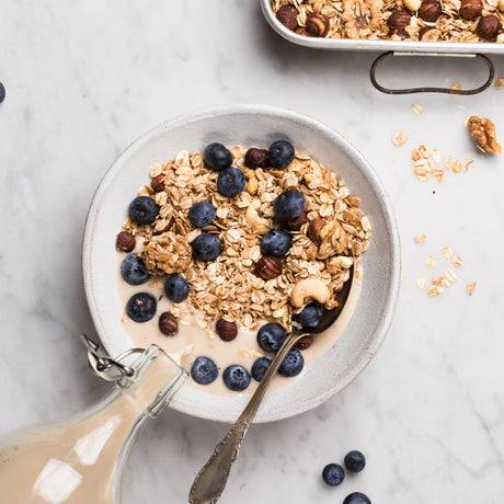 Granola s ořechy