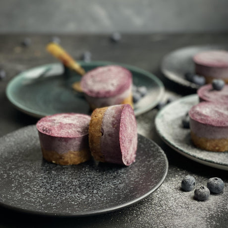 Raw borůvkový cheesecake