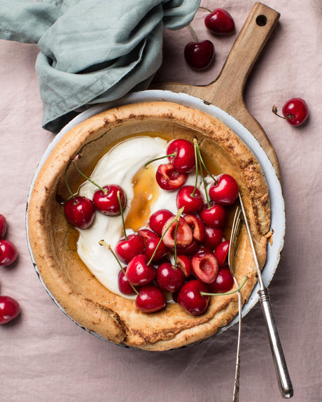 Dutch baby s třešněmi