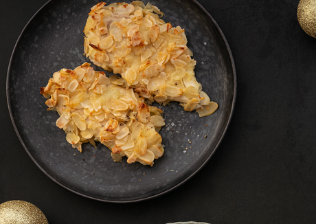 Kuřecí řízek v mandlích a halloumi