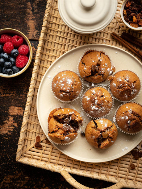 Muffiny se skořicí a rozinkami