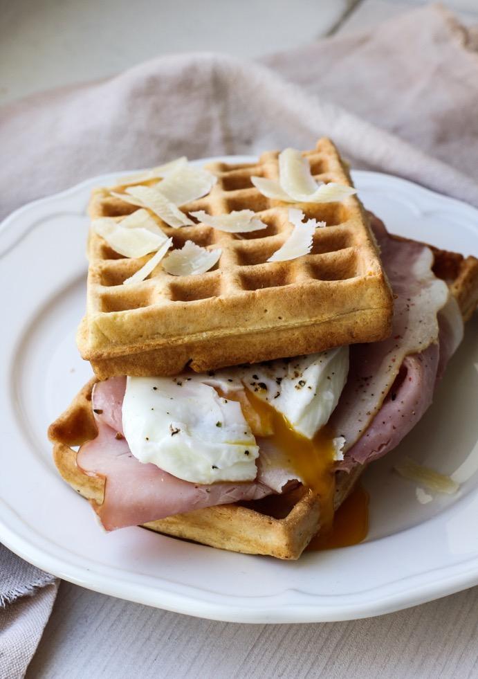 Waffle s parmezánem