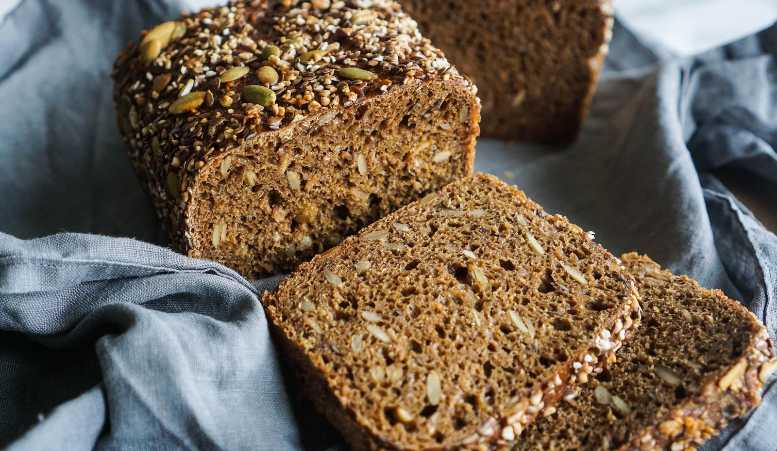 Žitný chléb/Rugbrød – základní recept