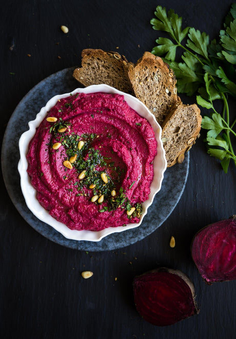 Hummus s červenou řepou