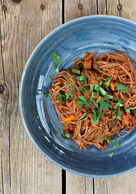 Soba nudle se směsí z mletého masa