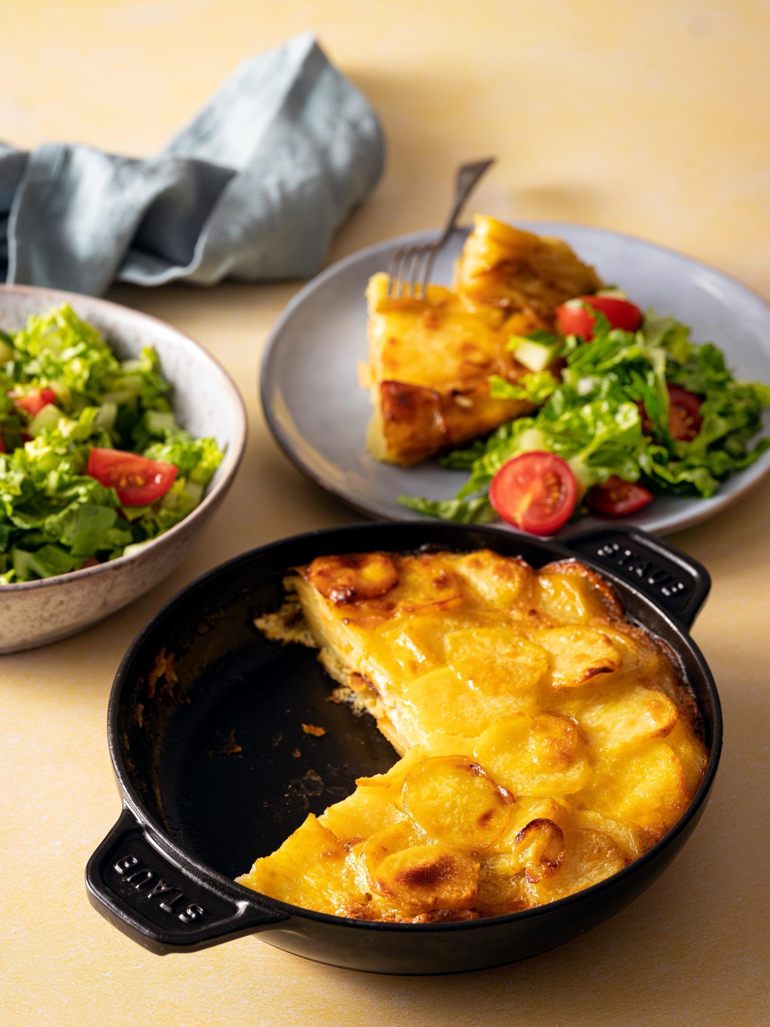 Španělská bramborová tortilla se salátem